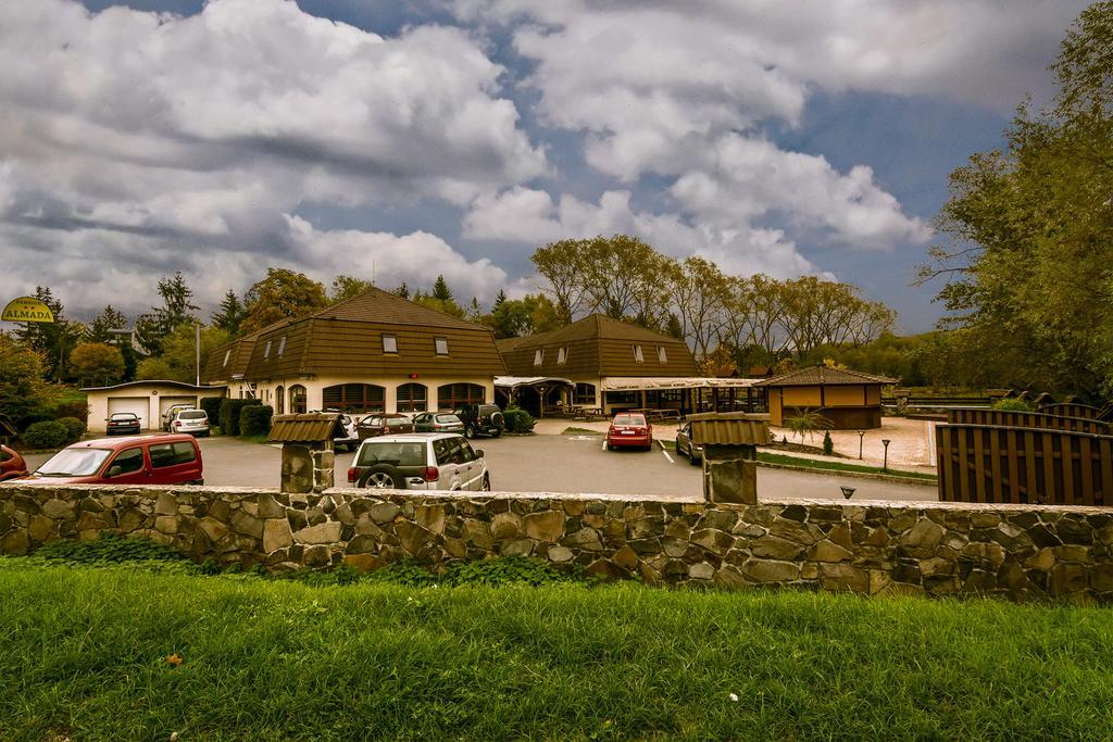 Penzion Almada Zvolen Exterior photo
